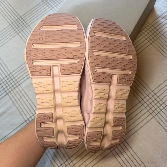 On cloudtilt - Picture 9 of 10